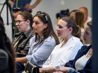 19052026_djeca i tipkovnica_00015.jpg